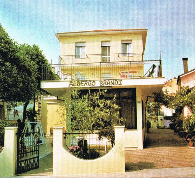 Albergo Villa-Brandi --- Pensione Completa --- Белларія-Іджеа-Марина Екстер'єр фото