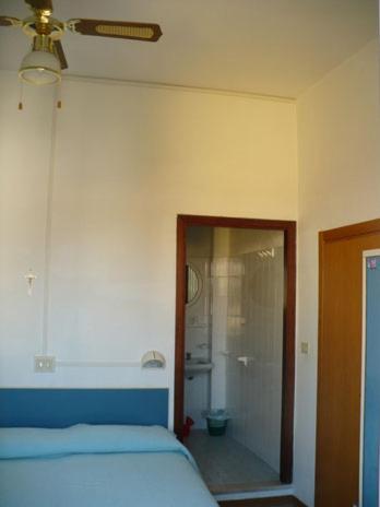 Albergo Villa-Brandi --- Pensione Completa --- Белларія-Іджеа-Марина Екстер'єр фото